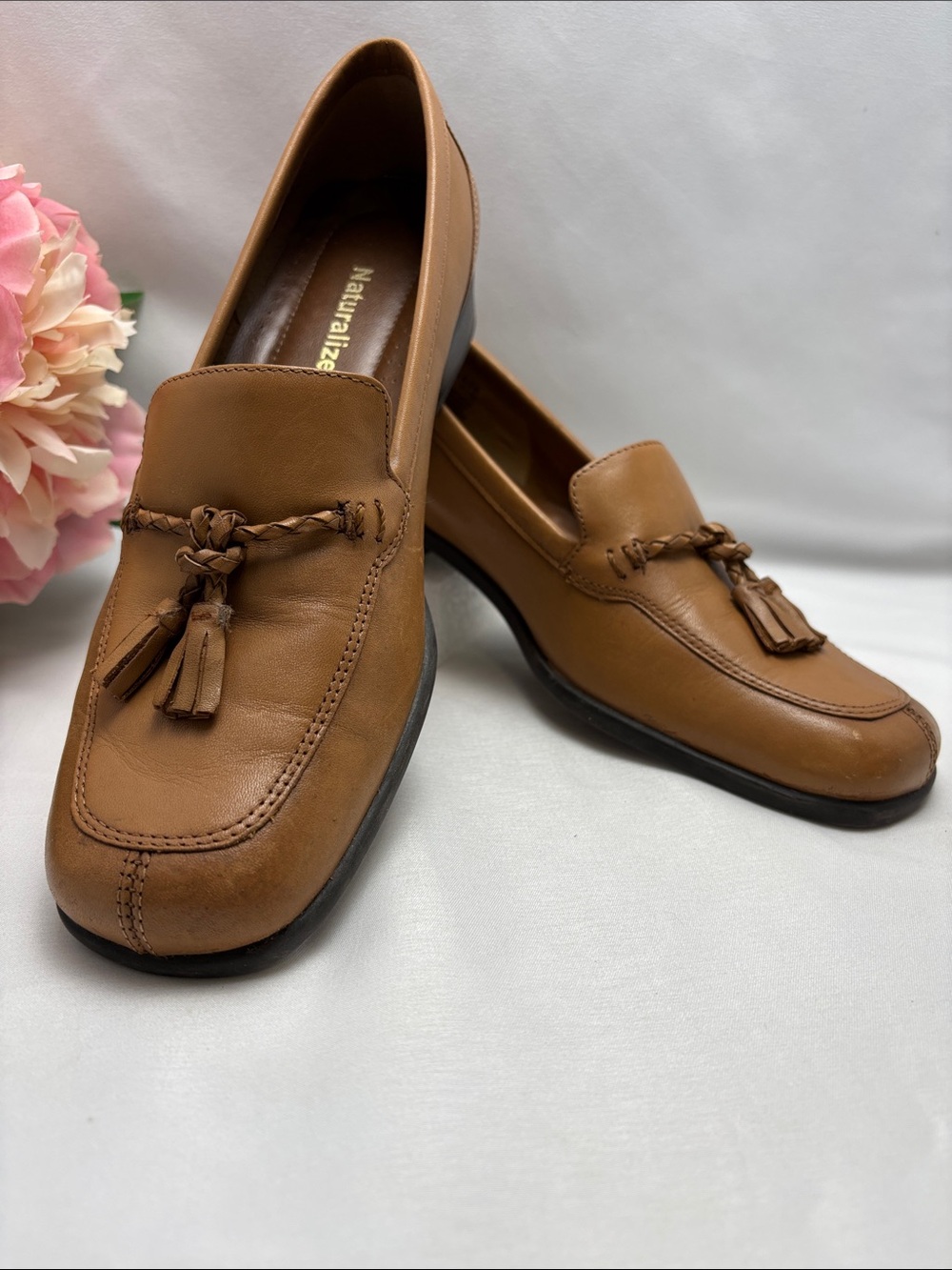 Naturalizer Woman 7.5N Cognac Leather Tassel Loafers #404